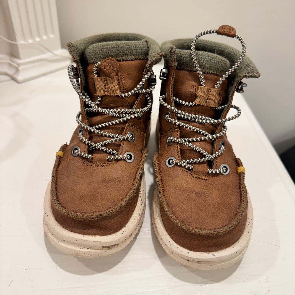 Boy Dude boots size 1